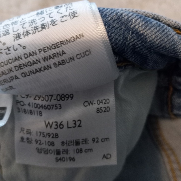 Levi's - 502 Distressed Jeans- Women's- Size 36 W 32 L - Picture 5 of 6